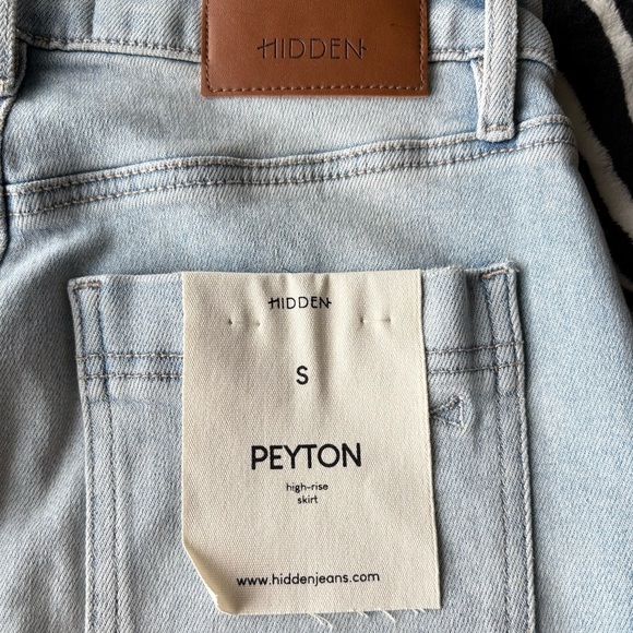 NWT Hidden Loss Angeles Woman’s Small Light Washed Denim Pencil Skirt - Picture 10 of 10